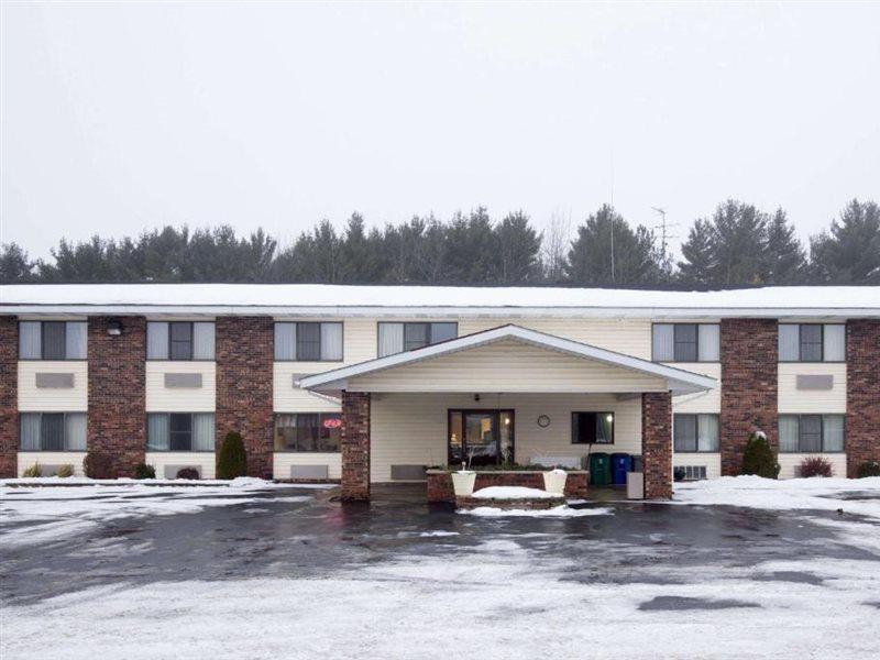 Travelodge By Wyndham Merrill Luaran gambar