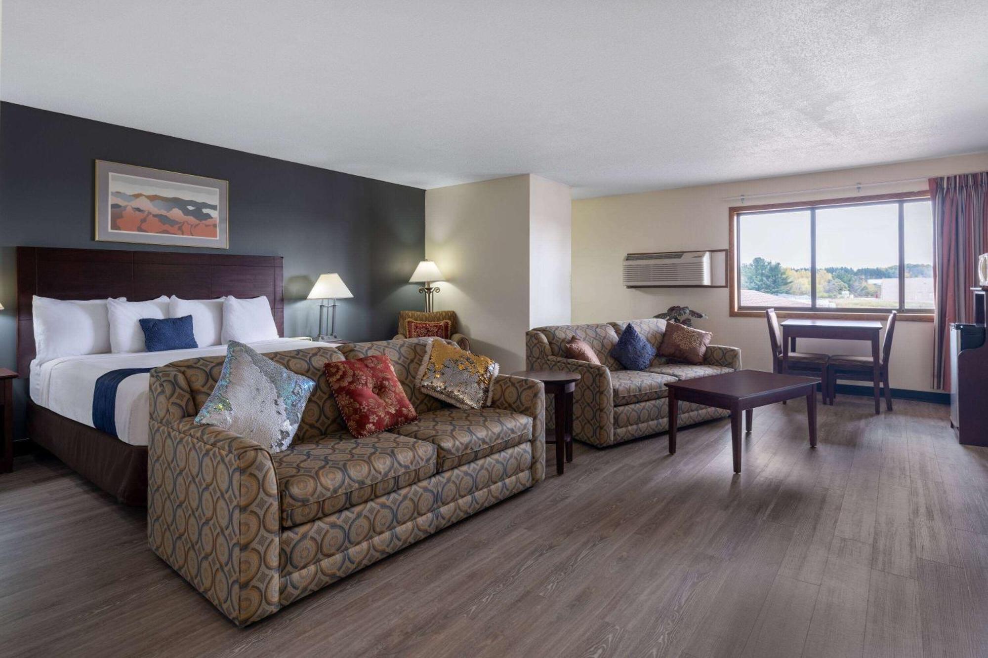 Travelodge By Wyndham Merrill Luaran gambar